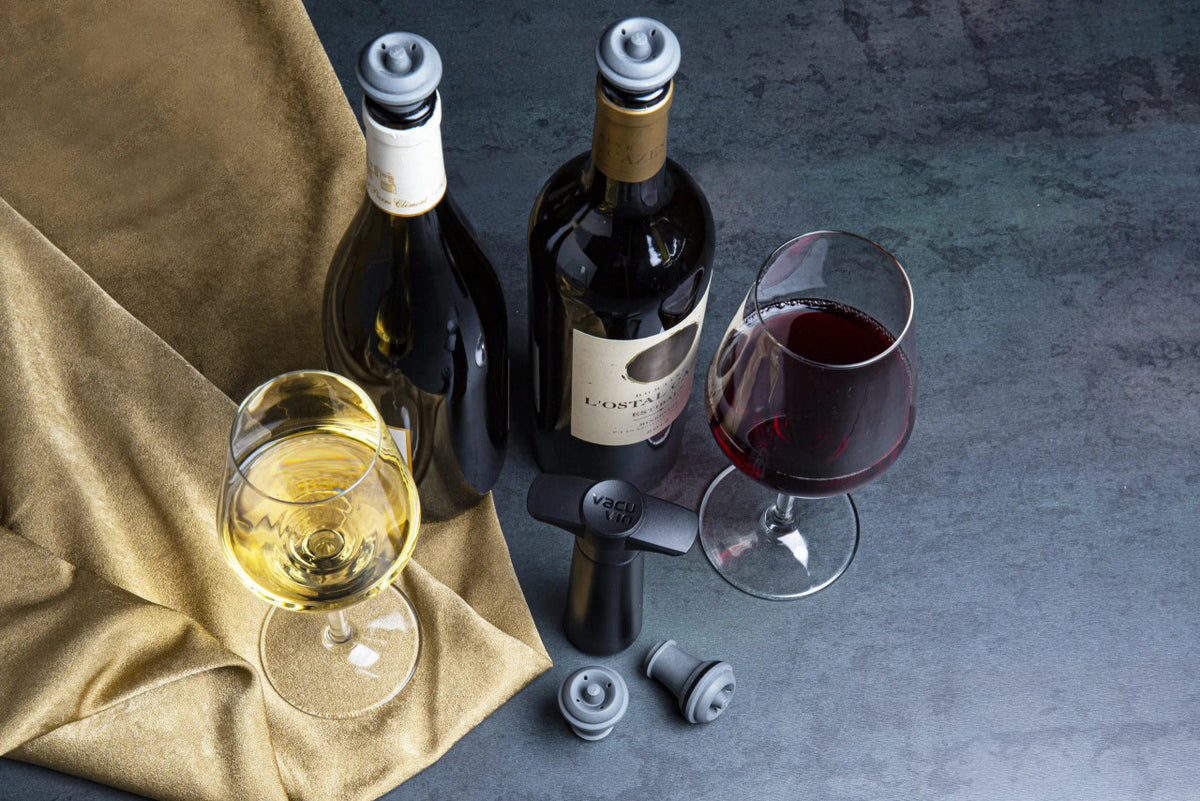 Vacu Vin Wine Saver Set - Black