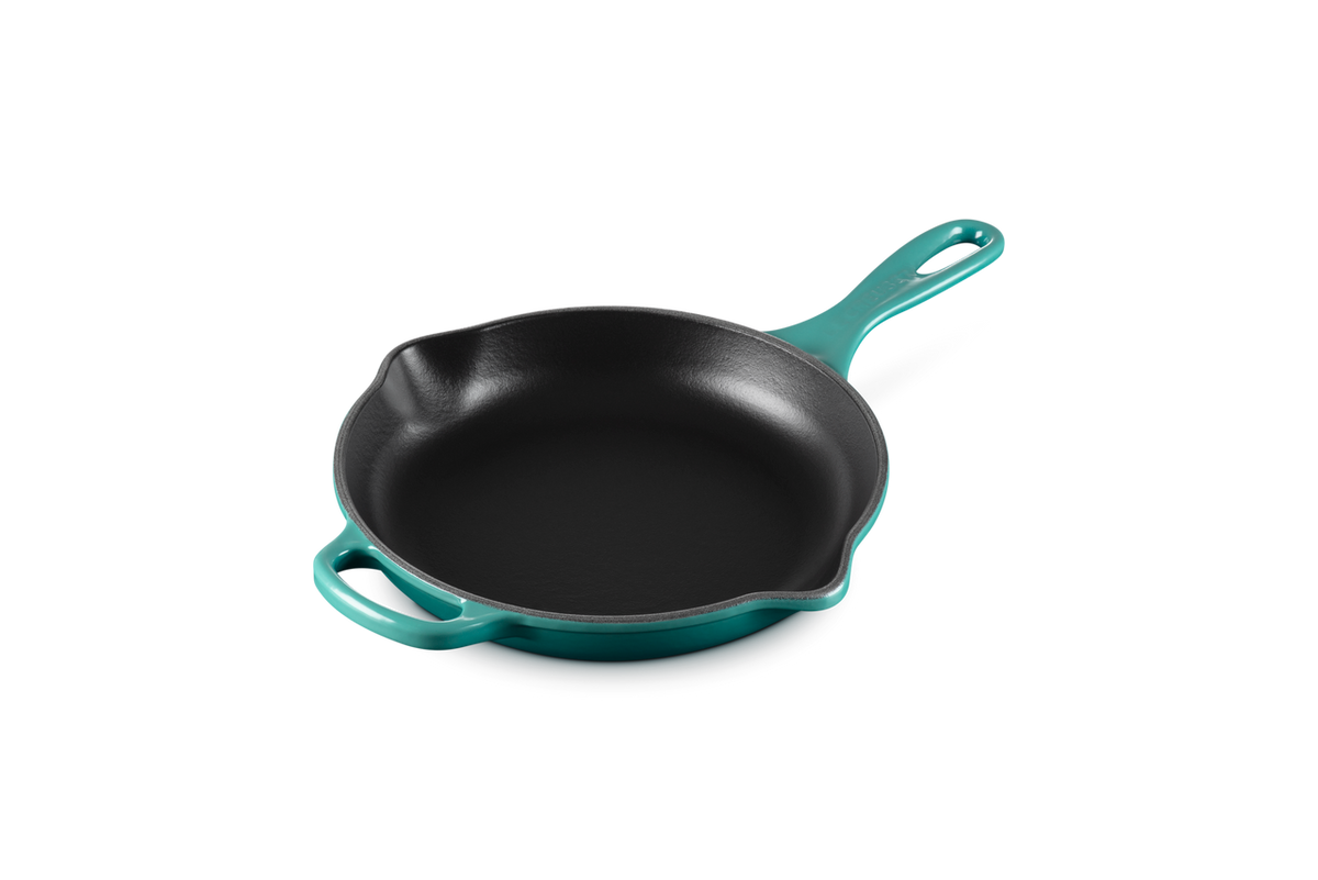 Le Creuset Classic 9 inch Cast Iron Skillet - Riviera