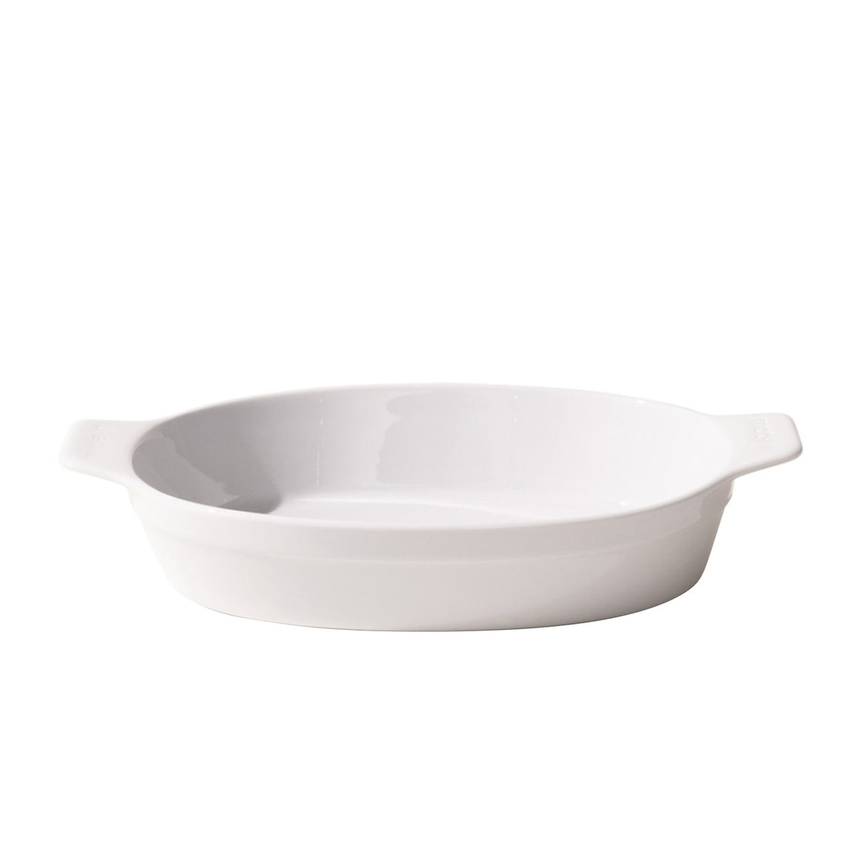 Made In 10 x 6.6 inch Oval Baker - White