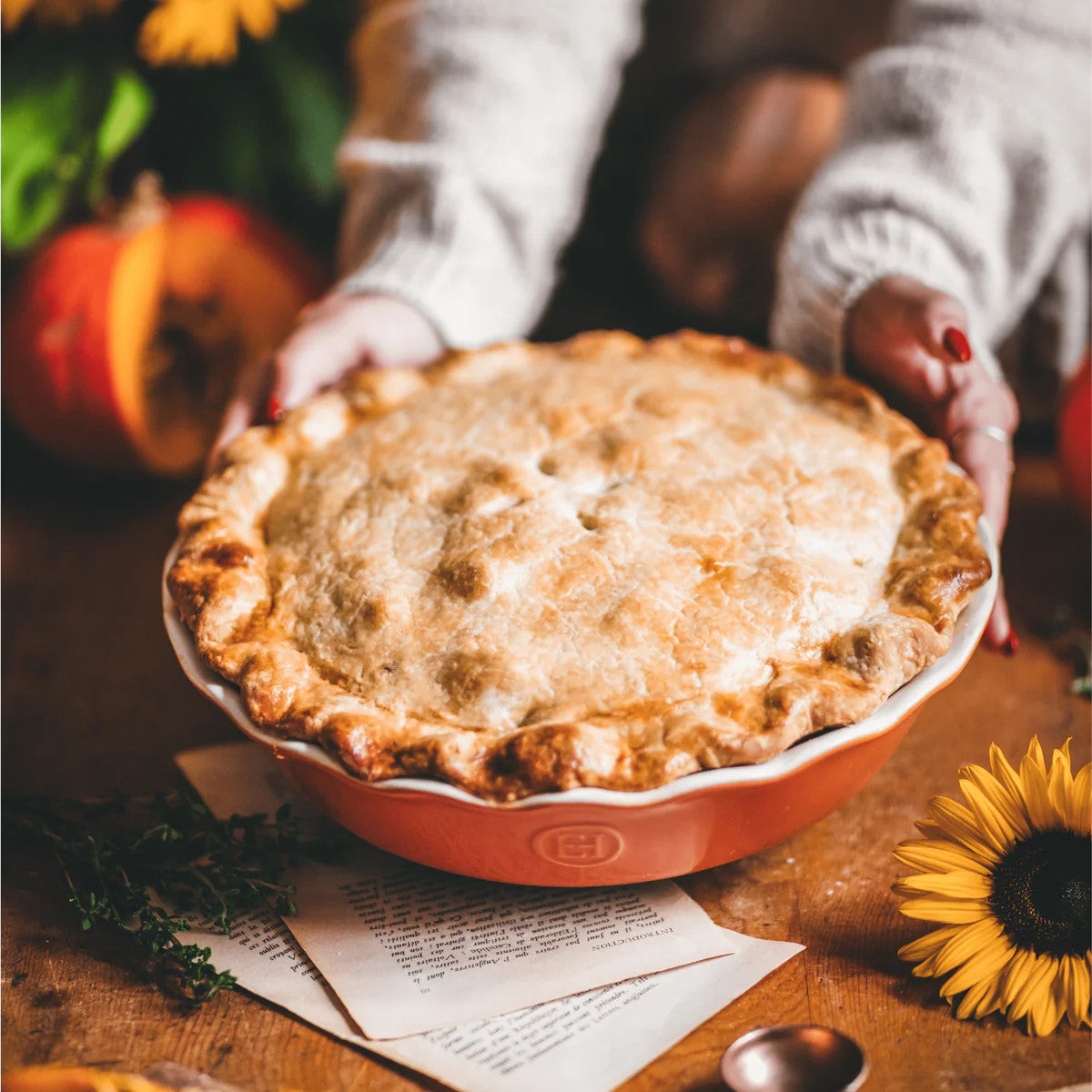 Emile Henry 9" Pie Dish - Pumpkin