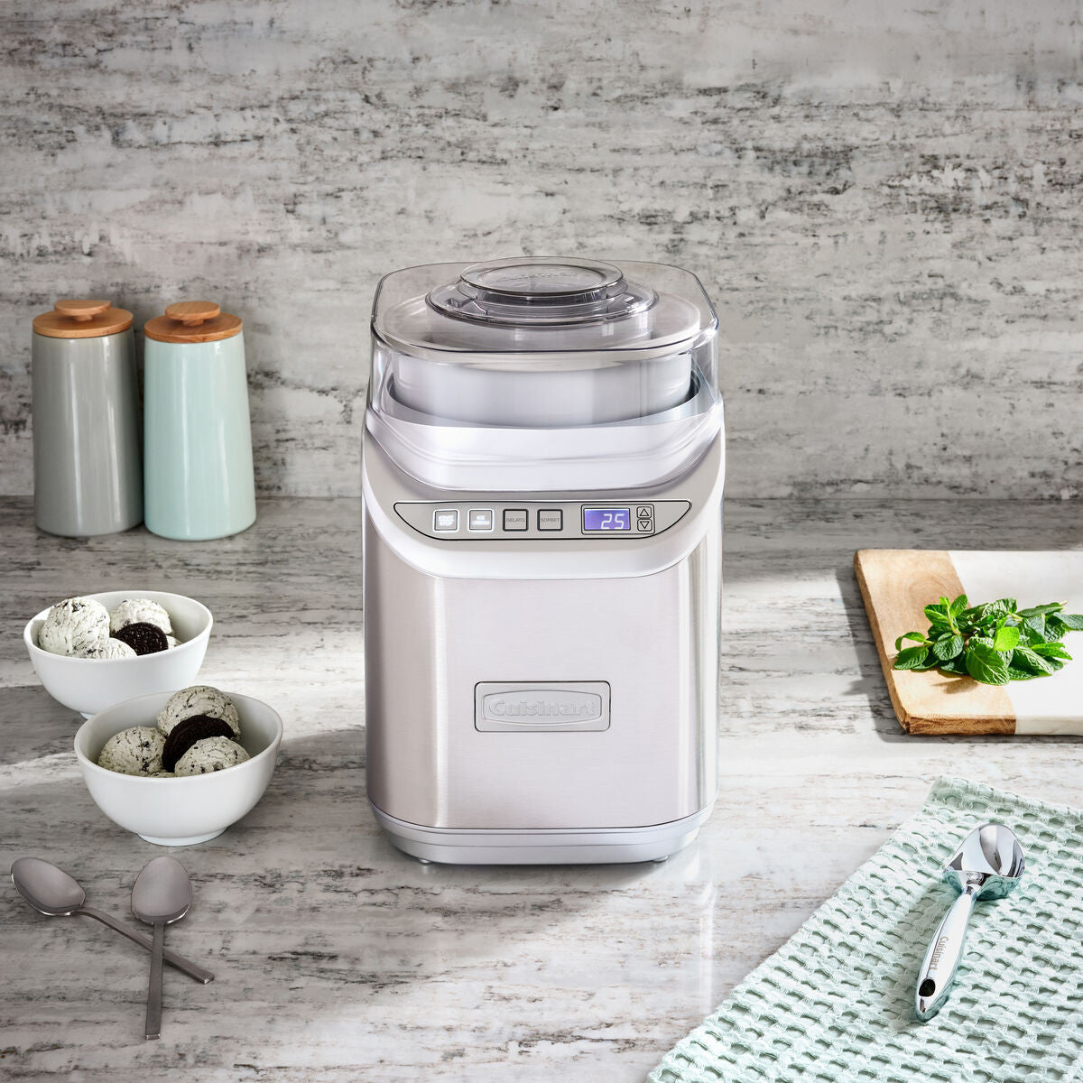 Cuisinart Cool Creations 2 Quart Ice Cream Maker
