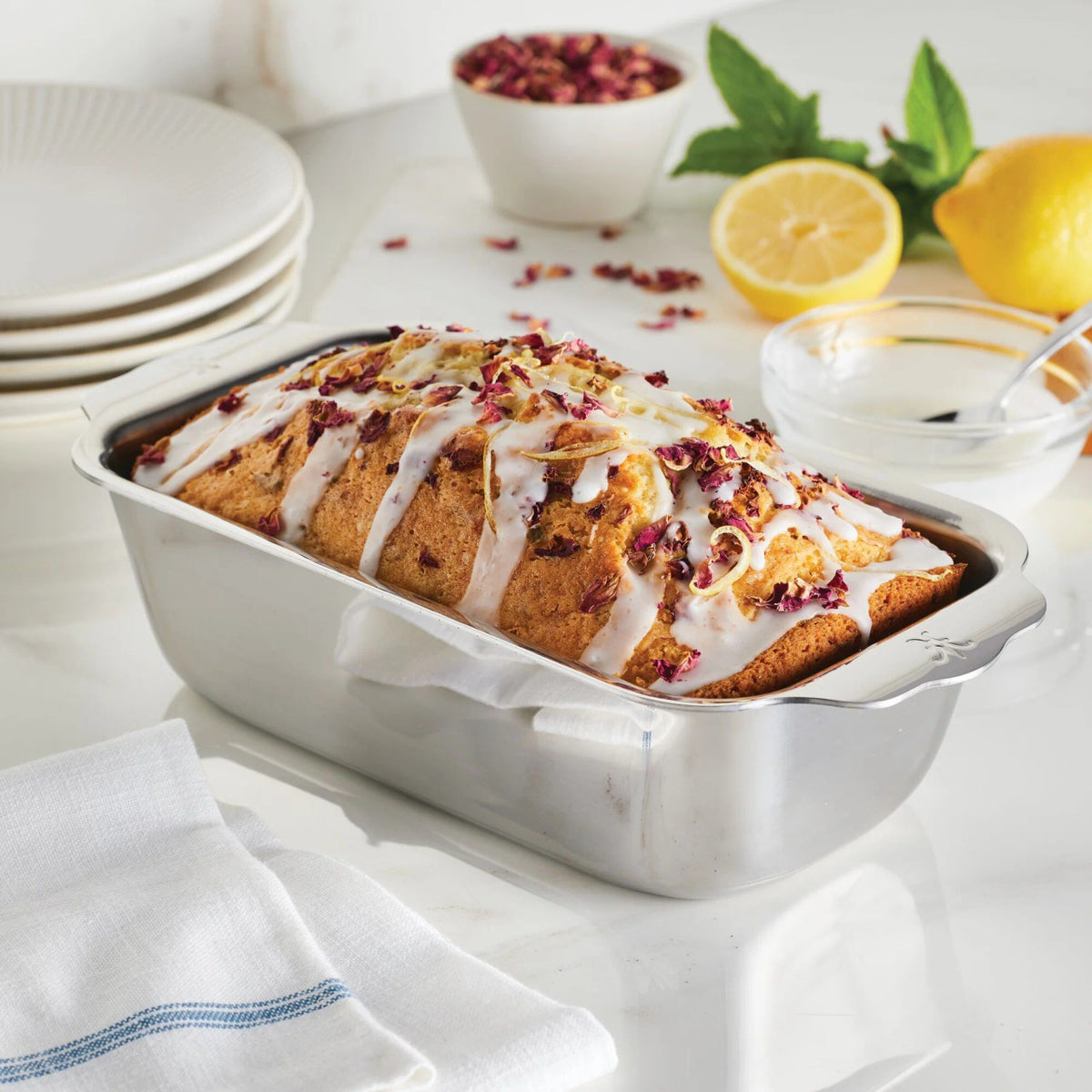 Hestan OvenBond Stainless Steel 9 x 5 x 2.75 inch Loaf Pan
