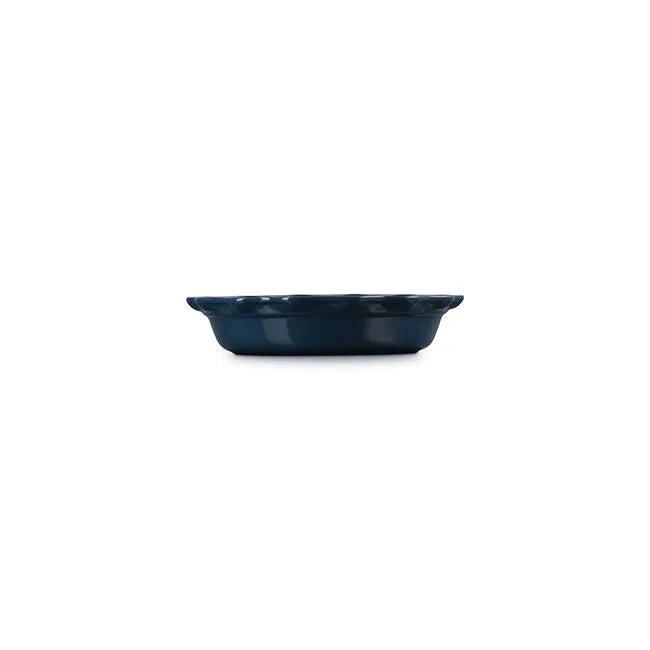 Le Creuset Stoneware 9-inch Fluted Pie Dish - Nuit
