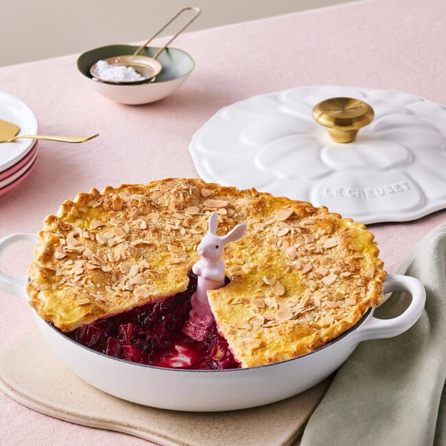 Le Creuset Bunny Pie Vent - Chiffon Pink