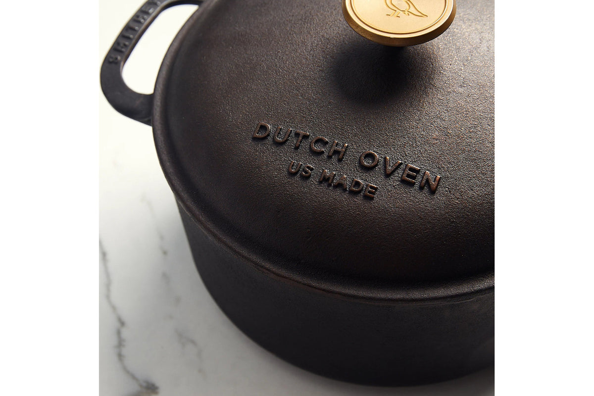Smithey Cast Iron Dutch Ovens