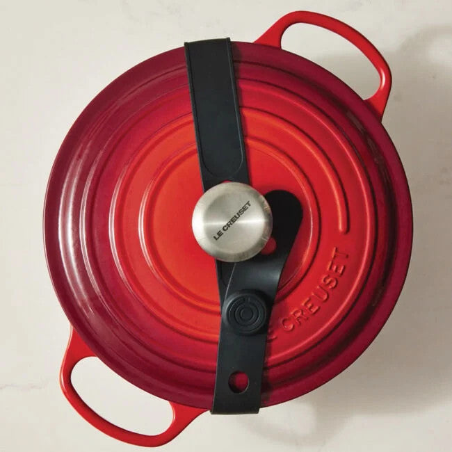 Le Creuset Silicone Travel Latch