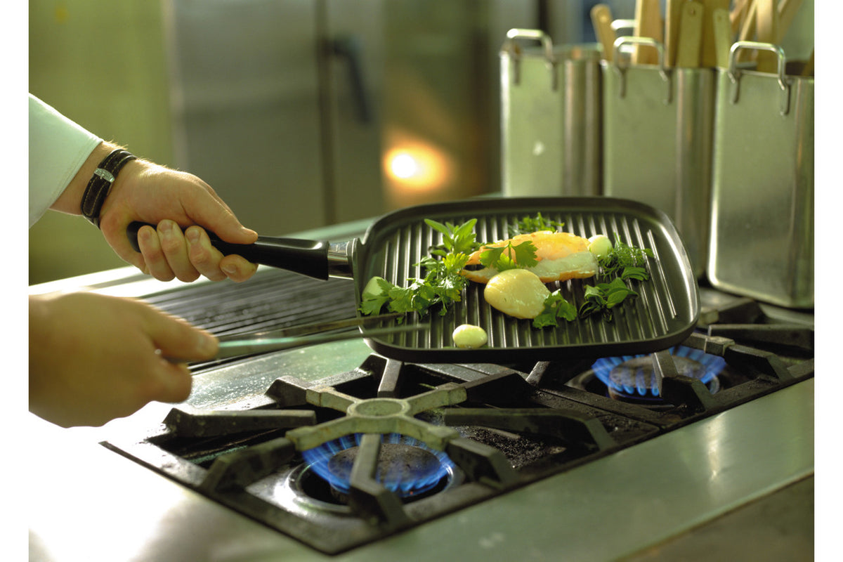 Scanpan Classic Nonstick 10.5 Inch Square Grill Pan